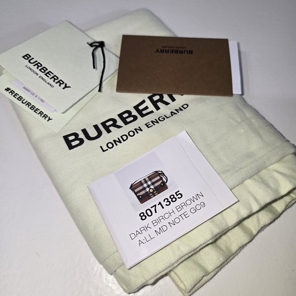 Burberry Giant Check & Leather Note  Crossbody bag Birch Brown with Reciept - Picture 13 of 13